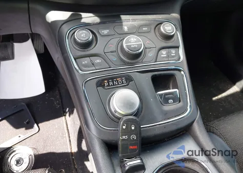 2015 Chrysler 200 S из США, поврежденный, VIN 1C3CCCBB7FN568086